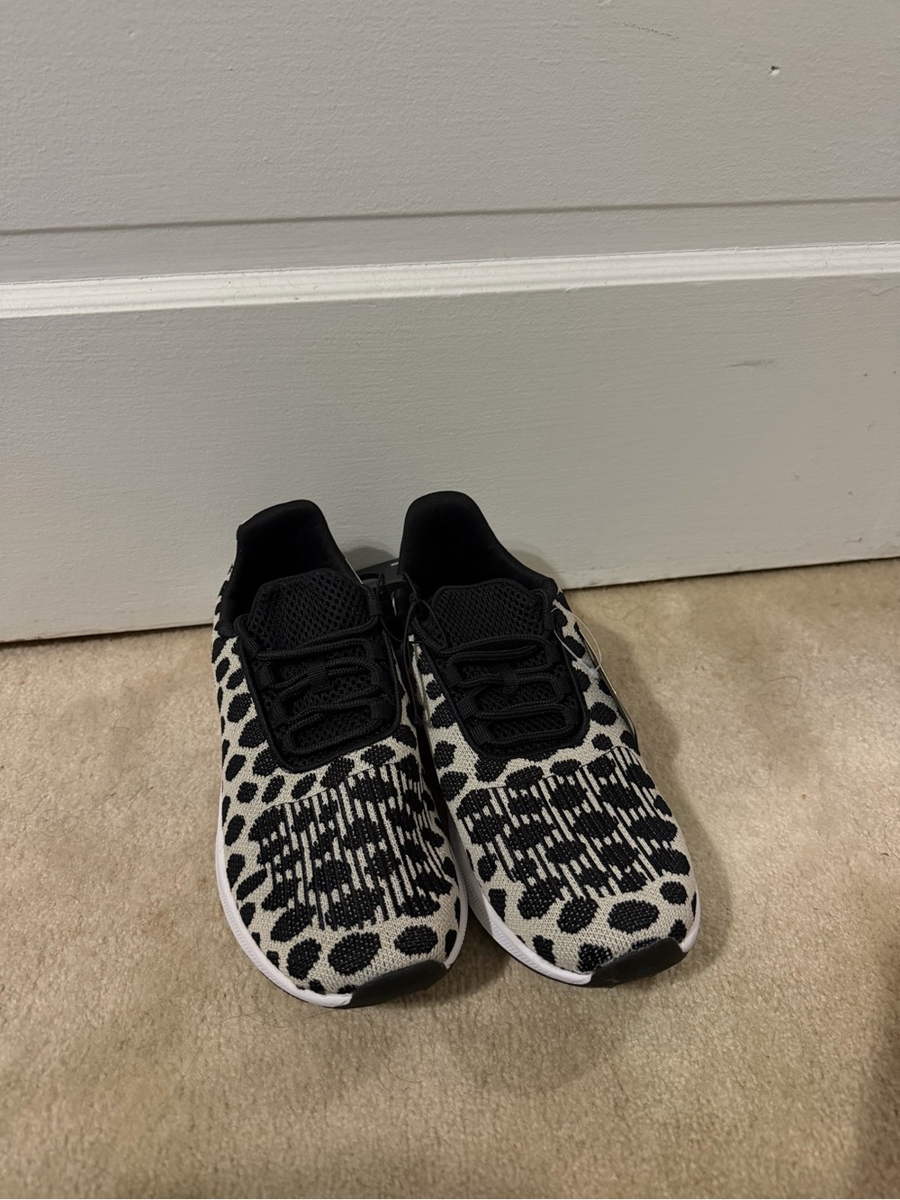 Athletic Works Kids Black and White Leopard Knit Sneakers